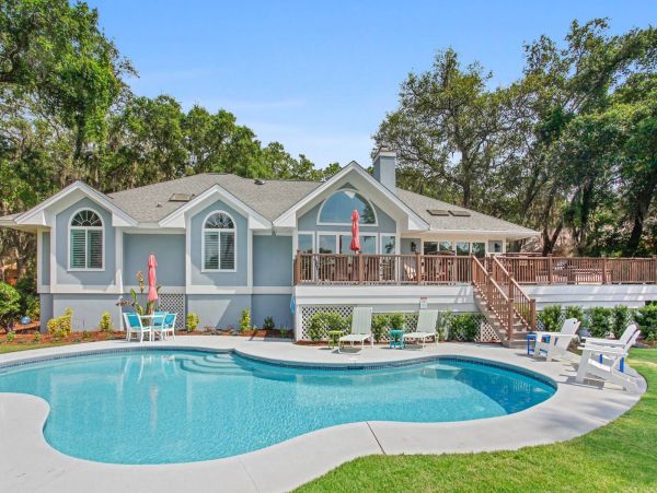 Hilton Head Golf Course View Five Bedroom Rental Home