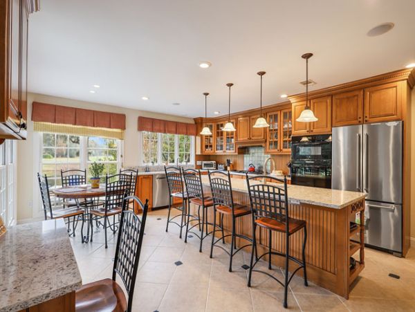 Golf Course View Five Bedroom Rental Home in Hilton Head