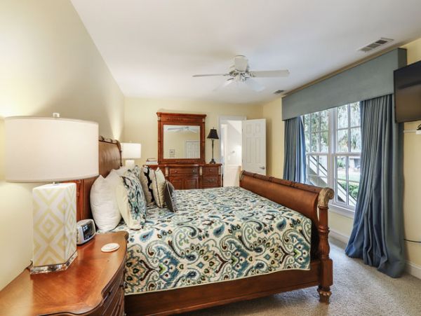 Golf Course View Five Bedroom Rental Home in Hilton Head