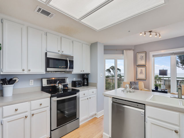 Hilton Head Luxury Vacation Rental Condo Three Bedrooms