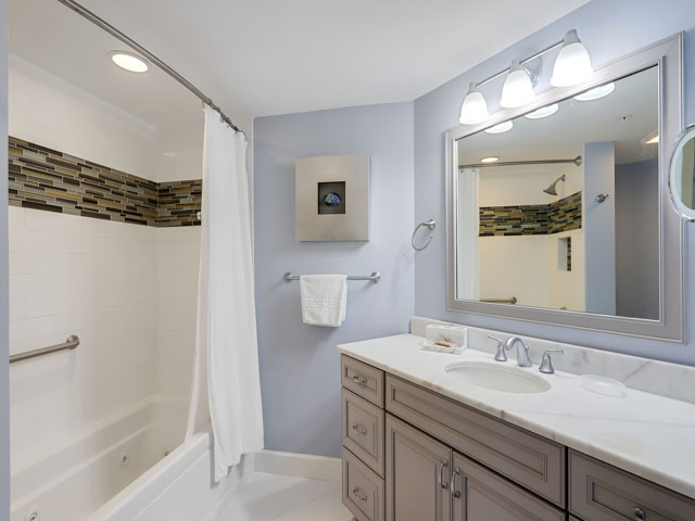 Hilton Head Luxury Vacation Rental Condo Three Bedrooms