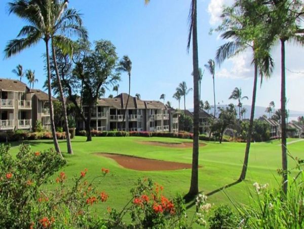 Wailea Vacation Condo Walk to Beach with Communal Pool