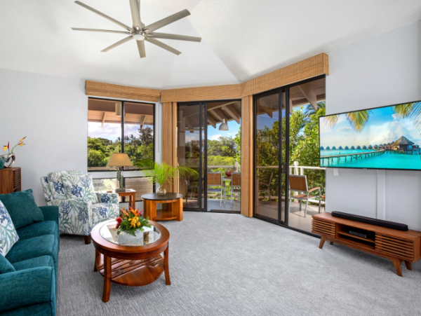 Wailea Vacation Condo Walk to Beach with Communal Pool