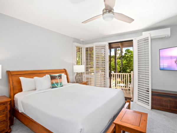 Wailea Vacation Condo Walk to Beach with Communal Pool