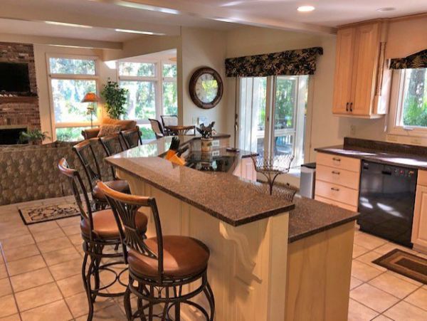 Four Bedroom Plus Den Rental Home in Hilton Head