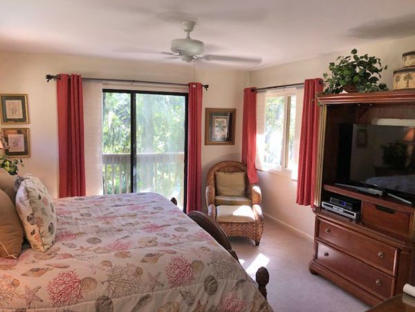 Four Bedroom Plus Den Rental Home in Hilton Head