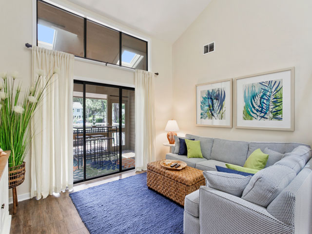Lagoon View 4 Bedroom Vacation Rental Condo in Hilton Head