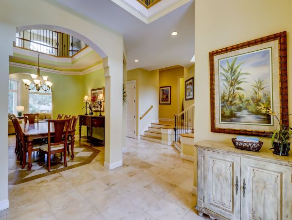 Amazing Large Home short walk to the beach