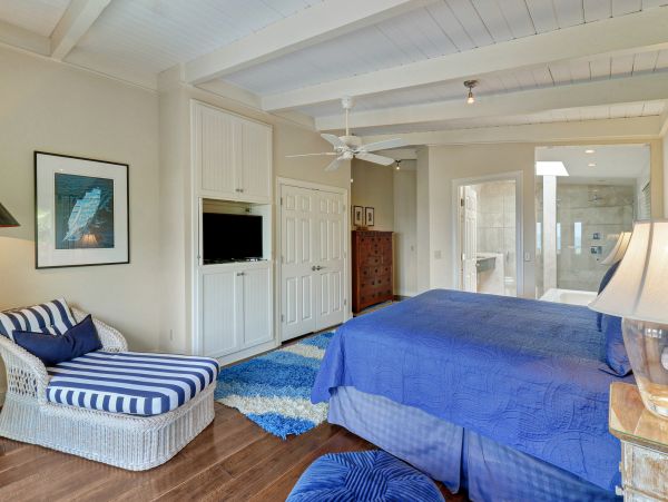 Oceanfront Vacation Home with 5 Bedrooms in Hilton Head