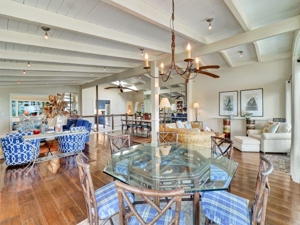 Oceanfront Vacation Home with 5 Bedrooms in Hilton Head