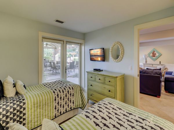Hilton Head Nine Bedroom Luxury Vacation Home