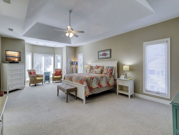 Forty Steps From the Beach with Private Pool