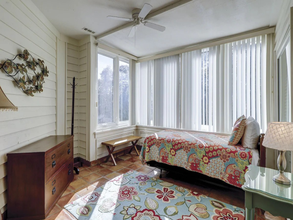 Forty Steps From the Beach with Private Pool