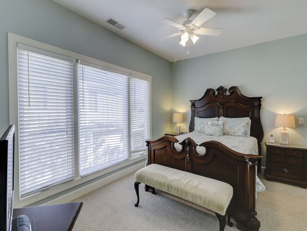 Forty Steps From the Beach with Private Pool