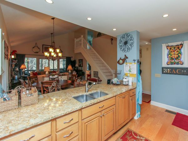 Charming Vacation Rental on Hilton Head. Call Today.