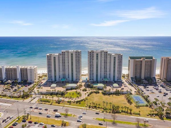 Great Ocean Views 5 Bedroom Penthouse on the Beach in Destin
