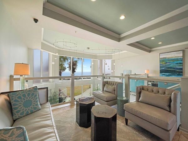 Great Ocean Views 5 Bedroom Penthouse on the Beach in Destin
