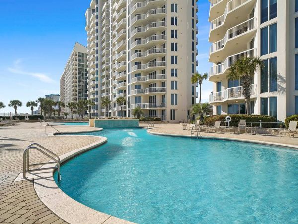 Great Ocean Views 5 Bedroom Penthouse on the Beach in Destin