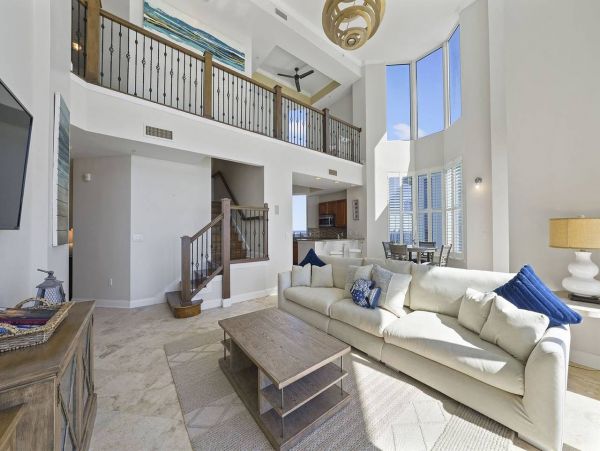 Great Ocean Views 5 Bedroom Penthouse on the Beach in Destin