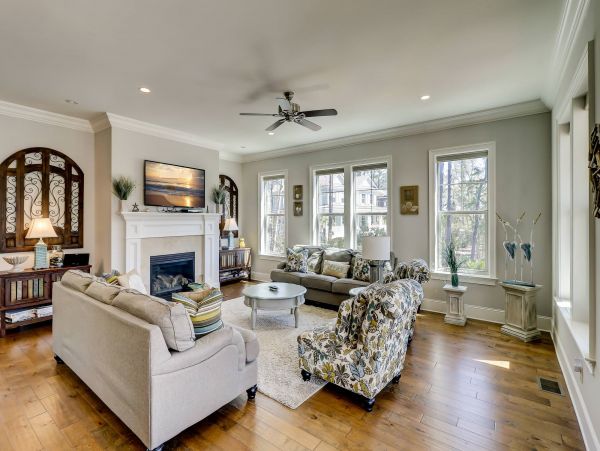 Hilton Head Vacation Pool Home Six Bedroom Walk to Beach