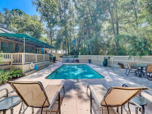 Upscale Rental on Hilton Head. Call Local Agent.