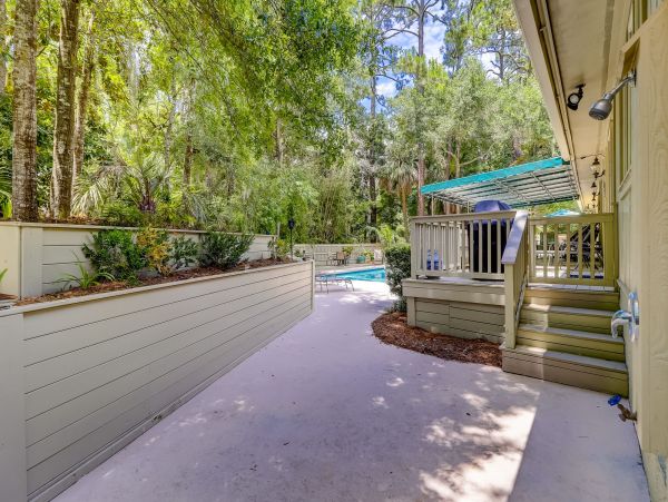 Upscale Rental on Hilton Head. Call Local Agent.