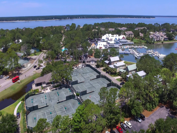 Relax in Hilton Head: 4BR Rental with Pool & Tennis