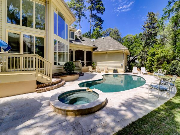 Hilton Head Luxury Vacation Accommodation Walk to Beach