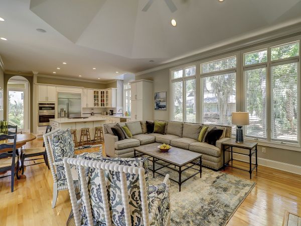 Hilton Head Luxury Vacation Accommodation Walk to Beach