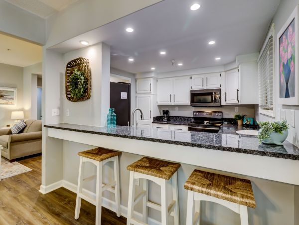 Hilton Head Vacation Home Two Bedroom Walk to Beach