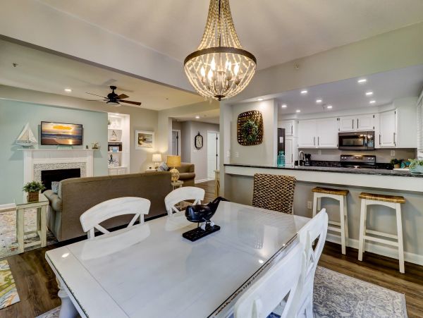 Hilton Head Vacation Home Two Bedroom Walk to Beach