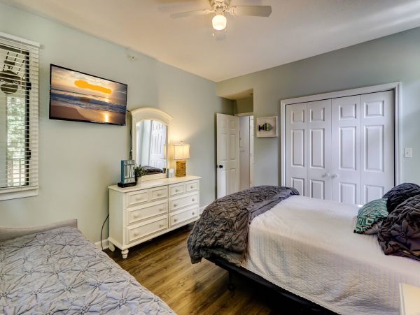 Hilton Head Vacation Home Two Bedroom Walk to Beach