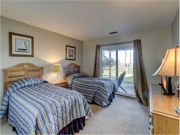 Hilton Head Vacation Accommodation Walk to Beach
