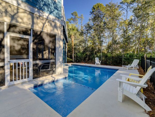 Gorgeous 6 Bedroom Vacation Home in Hilton Head Island