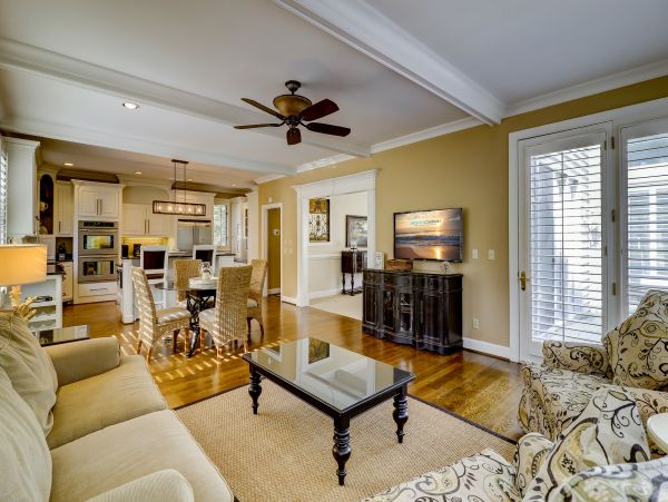 Hilton Head Luxury Vacation Accommodation Walk to Beach