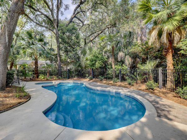 Hilton Head Vacation Rental Sleeps Ten Guests
