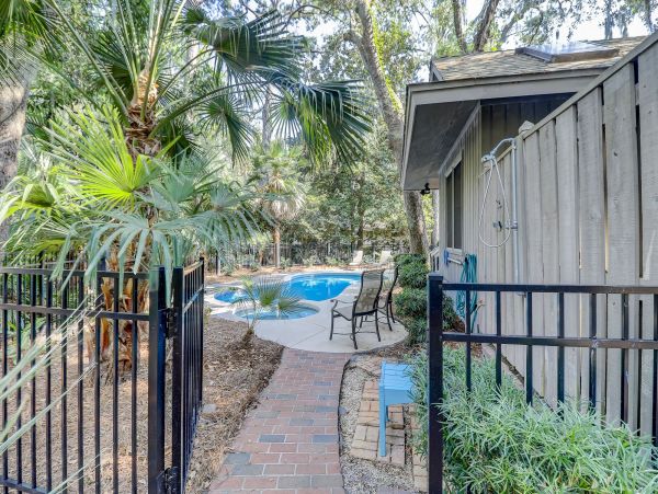 Hilton Head Vacation Rental Sleeps Ten Guests
