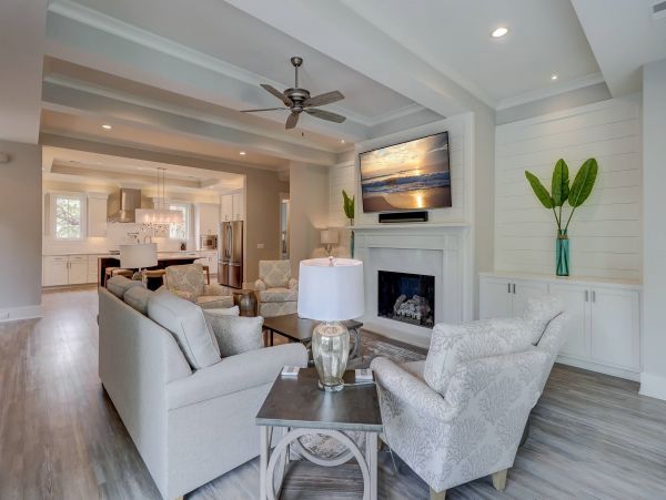 Hilton Head Luxury Vacation Pool Home Walk to Beach