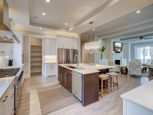 Hilton Head Luxury Vacation Pool Home Walk to Beach
