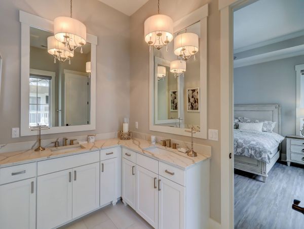 Hilton Head Luxury Vacation Pool Home Walk to Beach