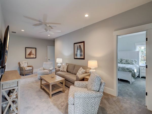 Hilton Head Luxury Vacation Pool Home Walk to Beach