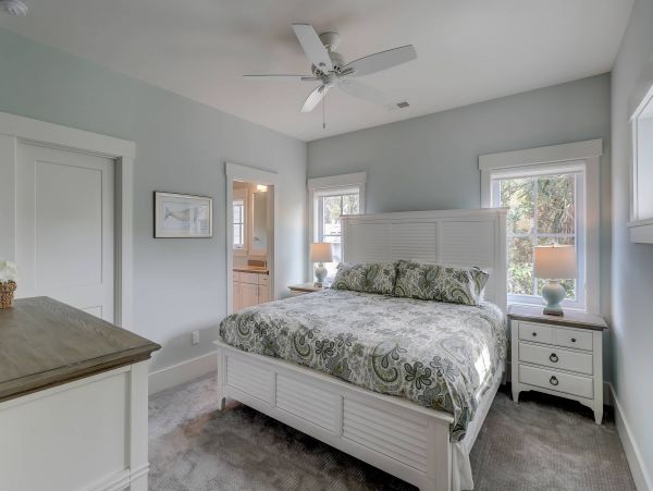 Hilton Head Luxury Vacation Pool Home Walk to Beach