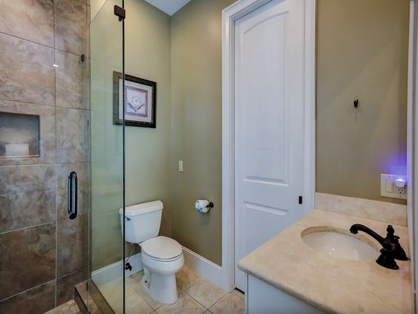 Hilton Head Vacation Rental -  Six Bedroom Luxury Home Near Beach