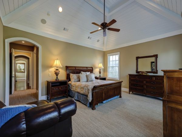 Hilton Head Vacation Rental -  Six Bedroom Luxury Home Near Beach