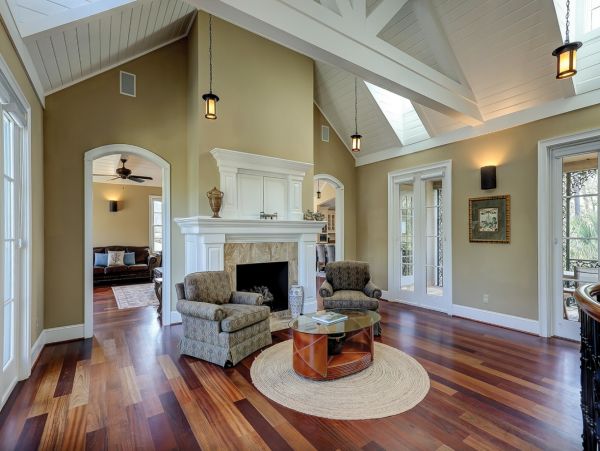 Hilton Head Vacation Rental -  Six Bedroom Luxury Home Near Beach