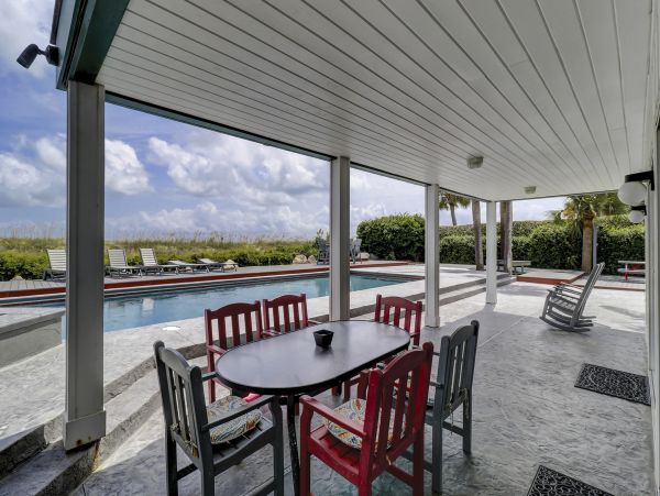 Hilton Head Vacation Rental Sleeps Ten Guests