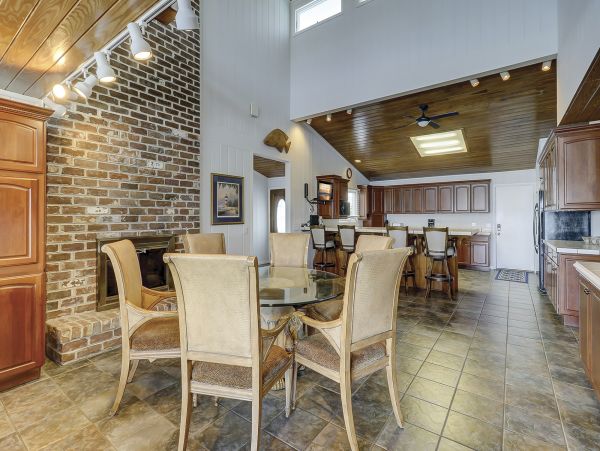 Hilton Head Vacation Rental Sleeps Ten Guests