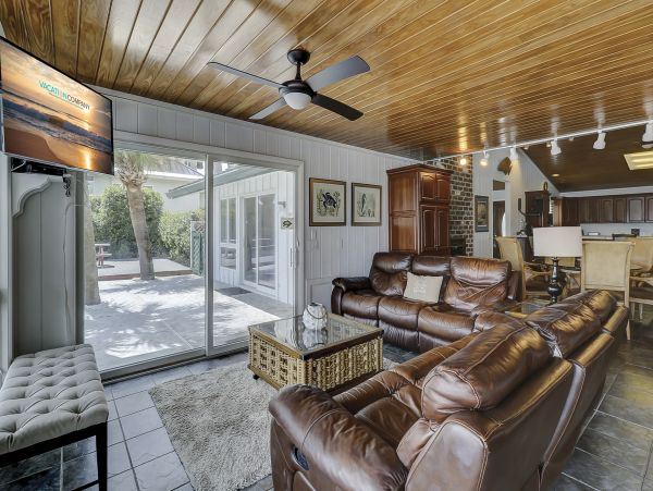 Hilton Head Vacation Rental Sleeps Ten Guests
