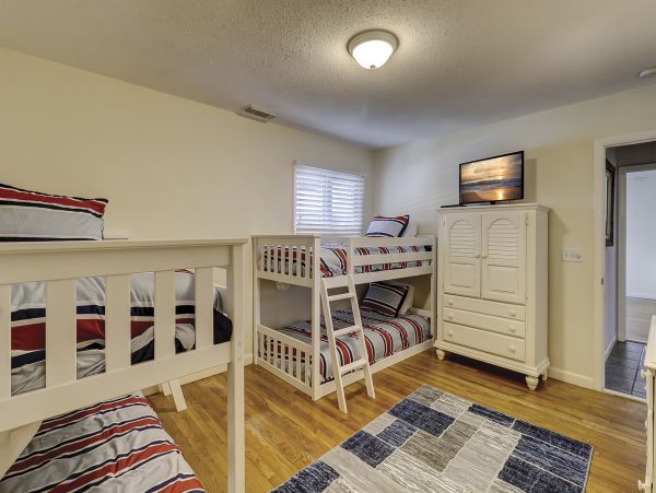 Hilton Head Vacation Rental Sleeps Ten Guests