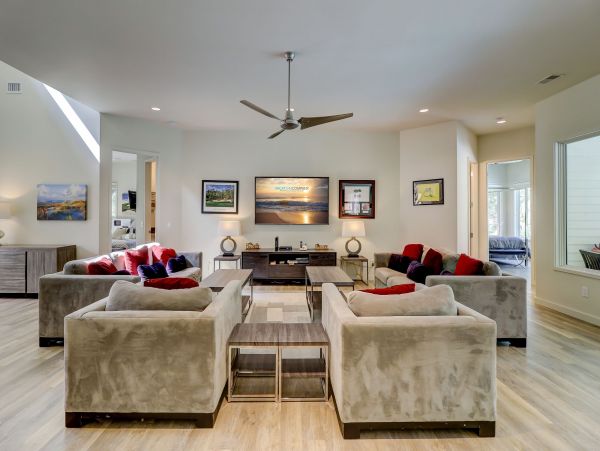 Hilton Head Walk to Beach Seven Bedrooms Vacation Rental